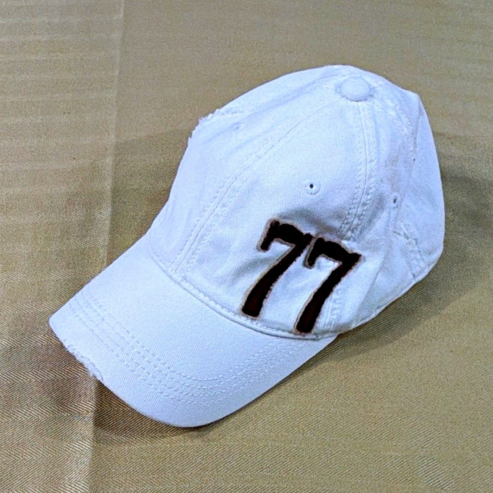 American Eagle Outfitters White Embroidered Logo Baseball Cap Cotton S/M
